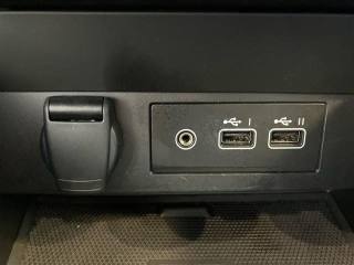 RENAULT Clio usata, con Hill holder
