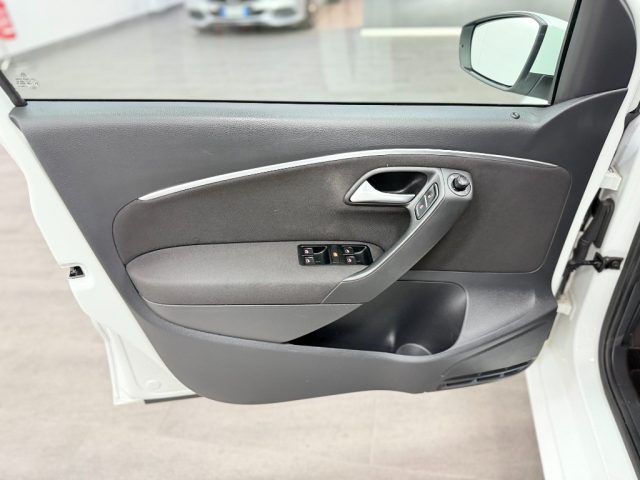 VOLKSWAGEN Polo usata, con Lettore CD