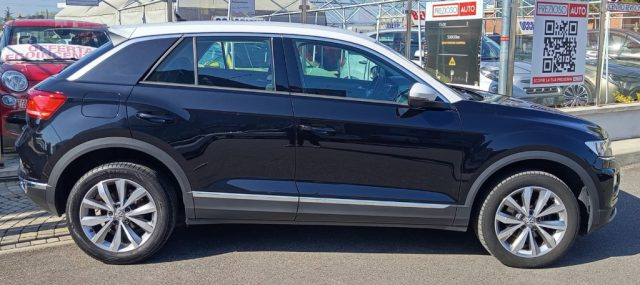 VOLKSWAGEN T-Roc usata, con Autoradio