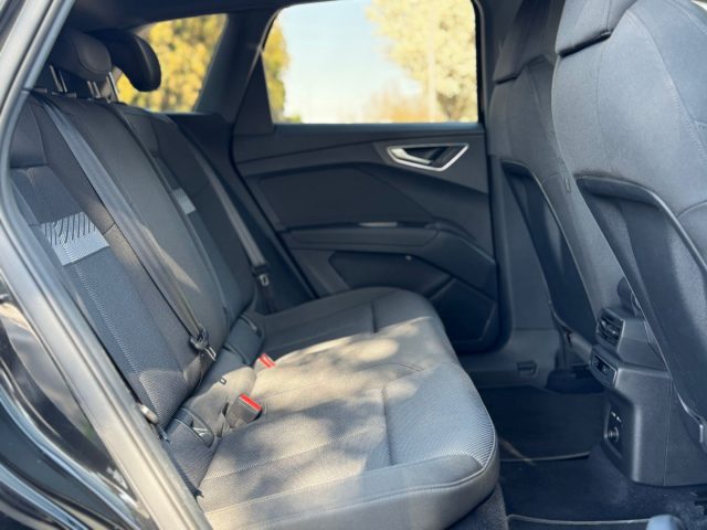 AUDI Q4 e-tron usata, con Sedile posteriore sdoppiato