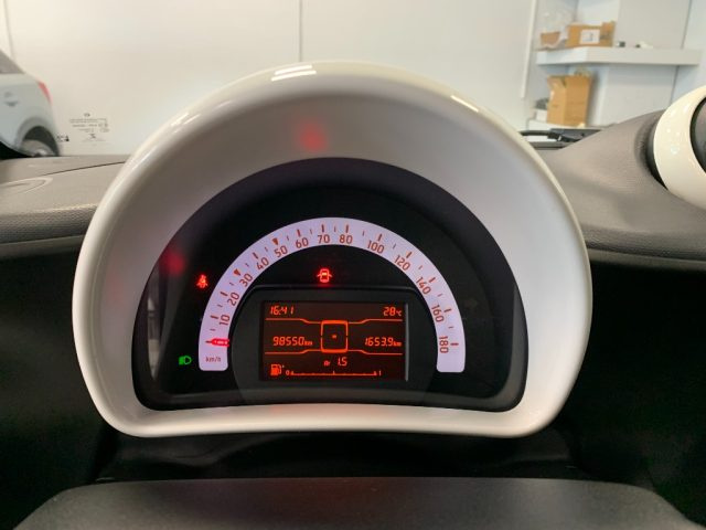 SMART ForTwo usata, con USB