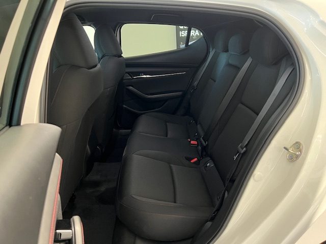 MAZDA 3 usata, con Controllo automatico clima