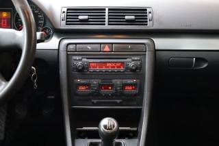 AUDI A4 usata, con Specchietti laterali elettrici