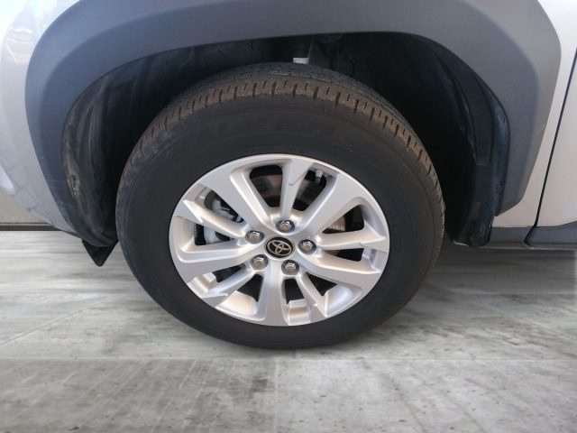 TOYOTA Yaris Cross usata, con Bracciolo