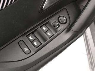 PEUGEOT 2008 usata, con Vetri oscurati