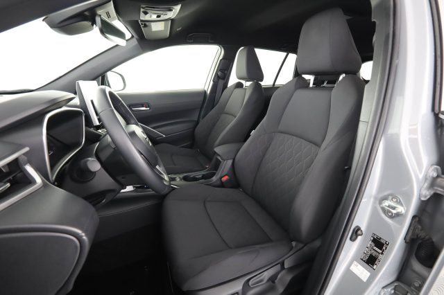 TOYOTA Corolla Cross usata 2