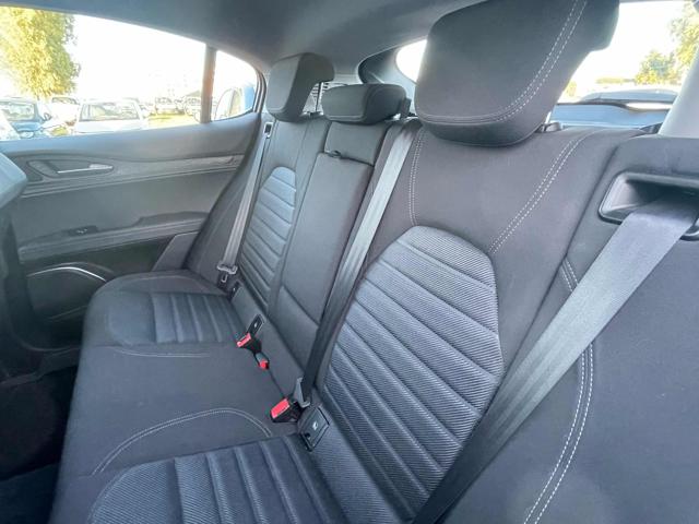 ALFA ROMEO Stelvio usata, con Portellone posteriore elettrico