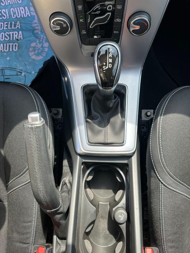 VOLVO V40 usata, con Controllo trazione