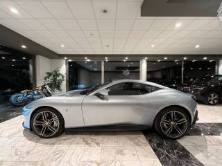 FERRARI Roma usata, con USB