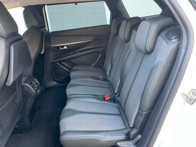 PEUGEOT 5008 usata, con Cruise Control