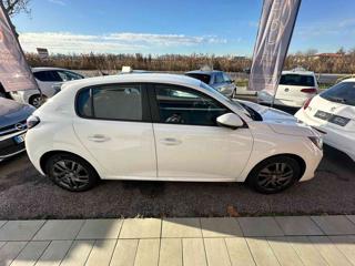 PEUGEOT 208 usata, con Autoradio