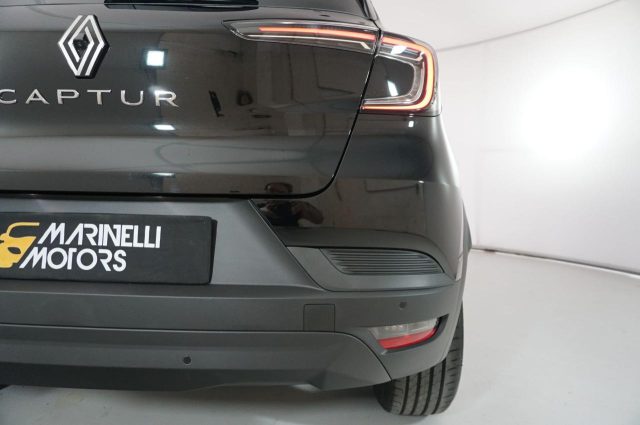 RENAULT Captur usata, con Touch screen