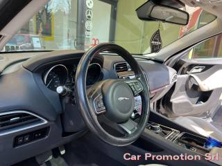 JAGUAR F-Pace usata, con Boardcomputer