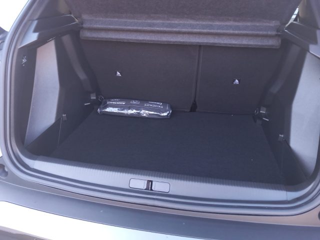 PEUGEOT 2008 usata, con Interni in pelle