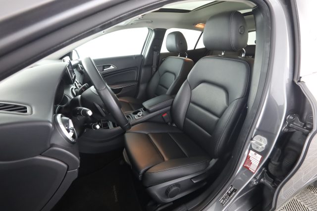 MERCEDES-BENZ CLA usata 2
