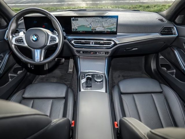 BMW 318 usata, con Controllo trazione