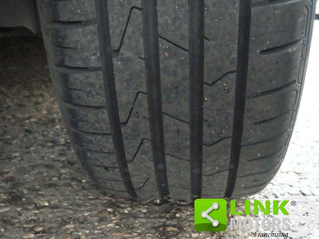 VOLKSWAGEN Polo usata, con Autoradio