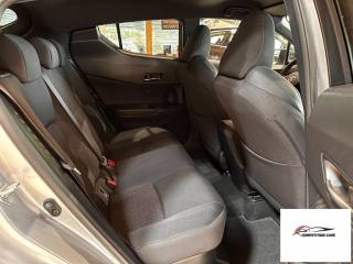 TOYOTA C-HR usata 12