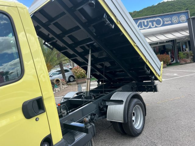 IVECO Daily usata, con MP3