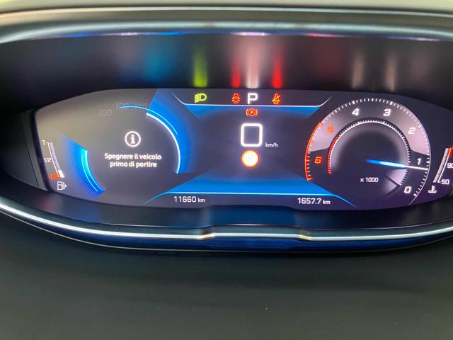 PEUGEOT 5008 usata, con Servosterzo