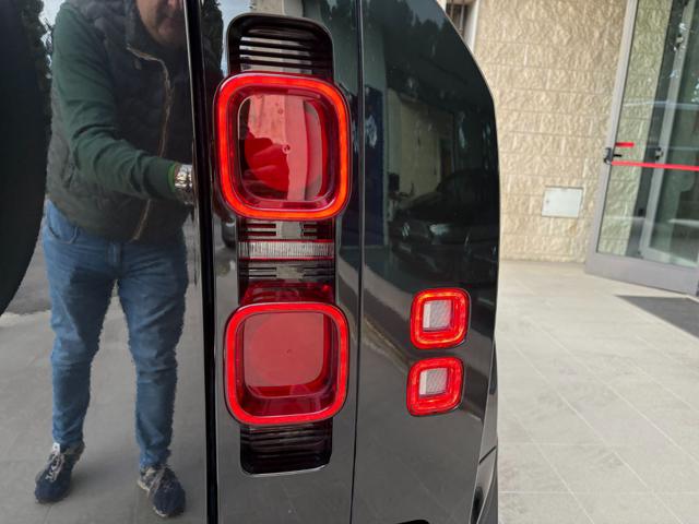 LAND ROVER Defender usata, con Chiusura centralizzata senza chiave