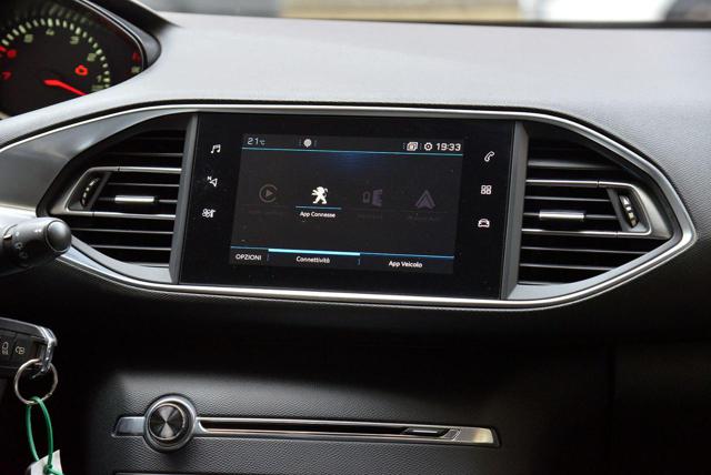 PEUGEOT 308 usata, con Specchietti laterali elettrici