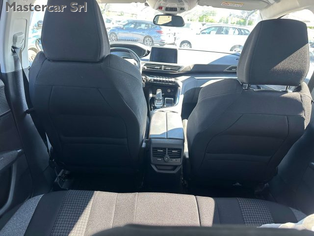 PEUGEOT 3008 usata, con Park Distance Control