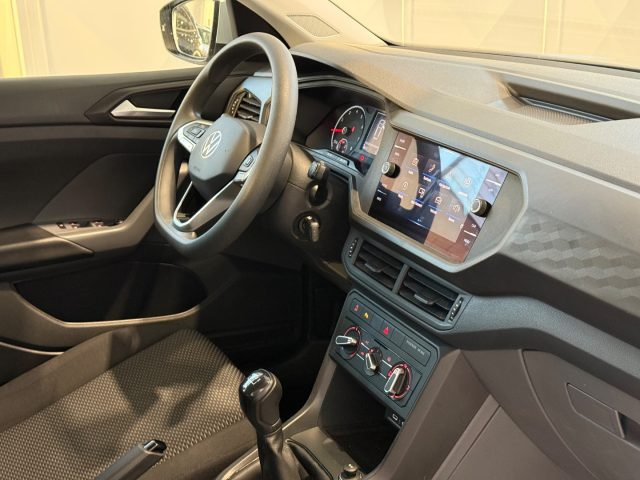 VOLKSWAGEN T-Cross usata 24