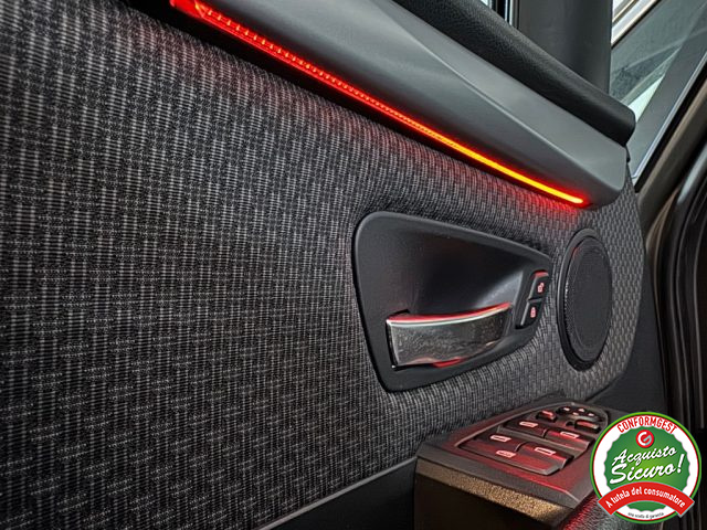 BMW 216 usata, con USB
