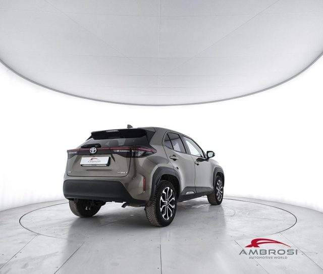 TOYOTA Yaris Cross usata 2