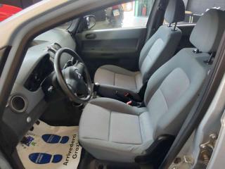 MITSUBISHI Colt usata 11