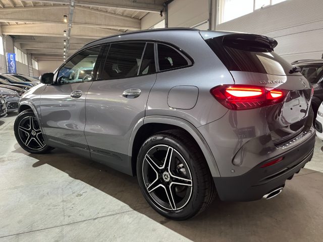 MERCEDES-BENZ GLA 200 usata, con Alzacristalli elettrici