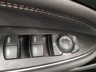 OPEL Insignia usata, con Volante in pelle