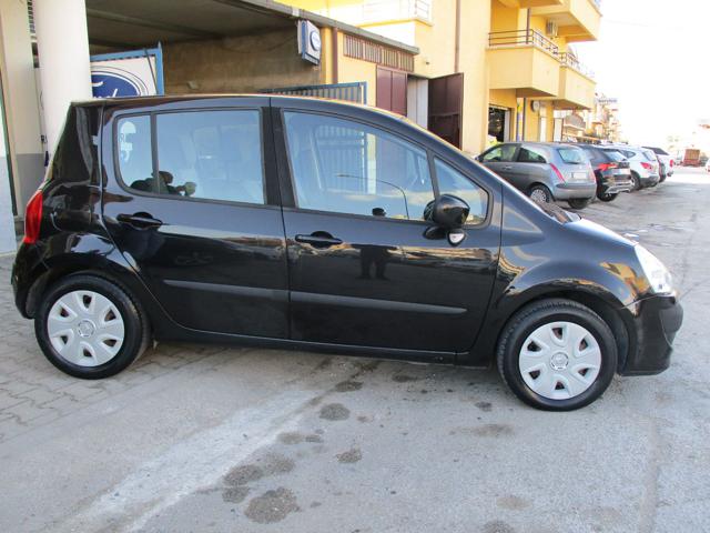RENAULT Modus usata, con Alzacristalli elettrici