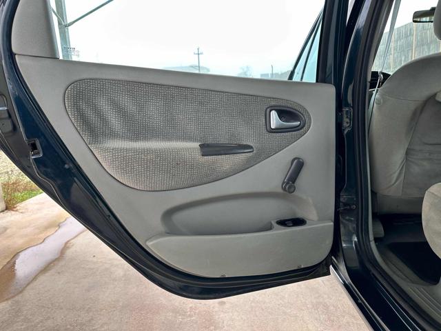 RENAULT Scenic usata 32