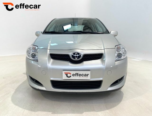 TOYOTA Auris usata, con Airbag