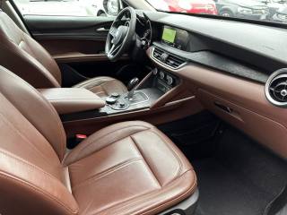 ALFA ROMEO Stelvio usata, con Interni in pelle