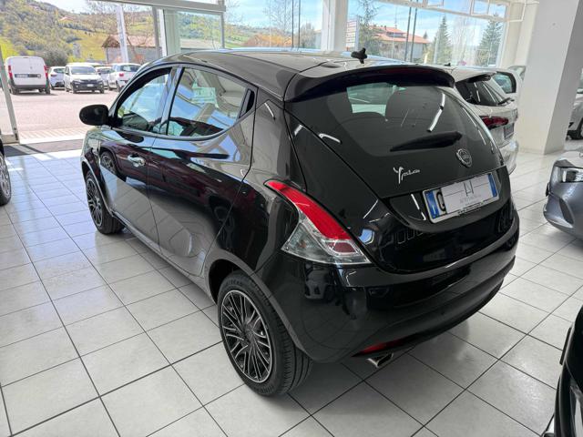 LANCIA Ypsilon usata, con Fendinebbia