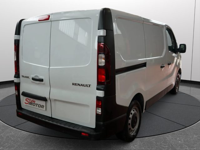 RENAULT Trafic usata, con Alzacristalli elettrici
