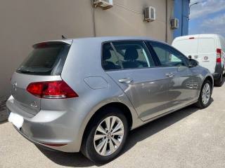 VOLKSWAGEN Golf usata, con Airbag laterali