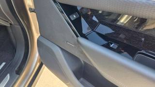 LAND ROVER Range Rover Velar usata, con Cruise Control