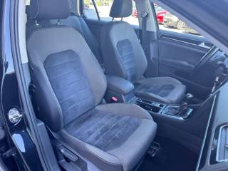 VOLKSWAGEN Golf usata, con Airbag testa