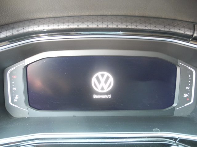 VOLKSWAGEN T-Cross usata, con Sedile posteriore sdoppiato