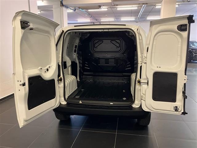 FIAT Fiorino usata 9