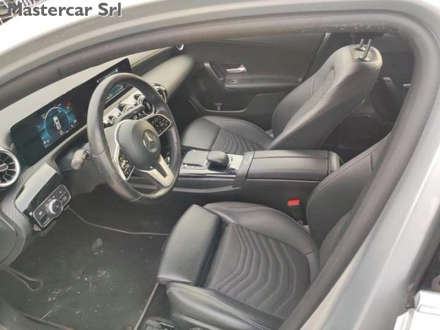 MERCEDES-BENZ A 180 usata, con Alzacristalli elettrici