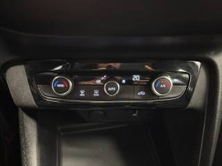 OPEL Corsa usata, con Servosterzo