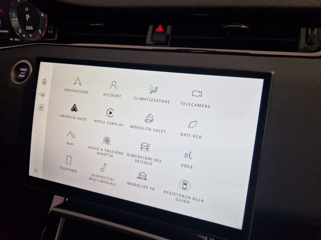 LAND ROVER Range Rover Evoque usata, con Autoradio digitale