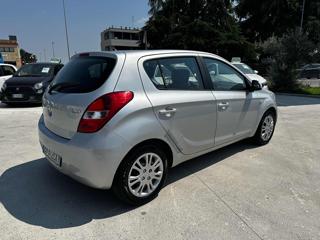 HYUNDAI i20 usata, con Airbag Passeggero