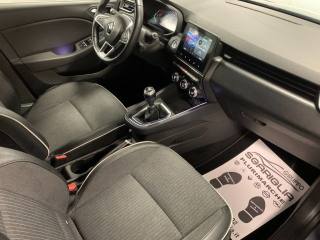 RENAULT Clio usata, con Climatizzatore