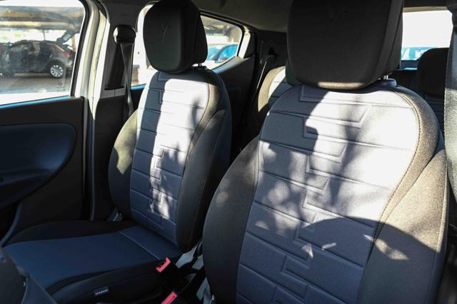 LANCIA Ypsilon usata, con Park Distance Control